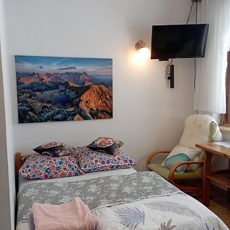 Willa Skoczek: Two-Room Apartment with Shared Bathrooms and Thermal Spa Access Zakopane Exterior photo