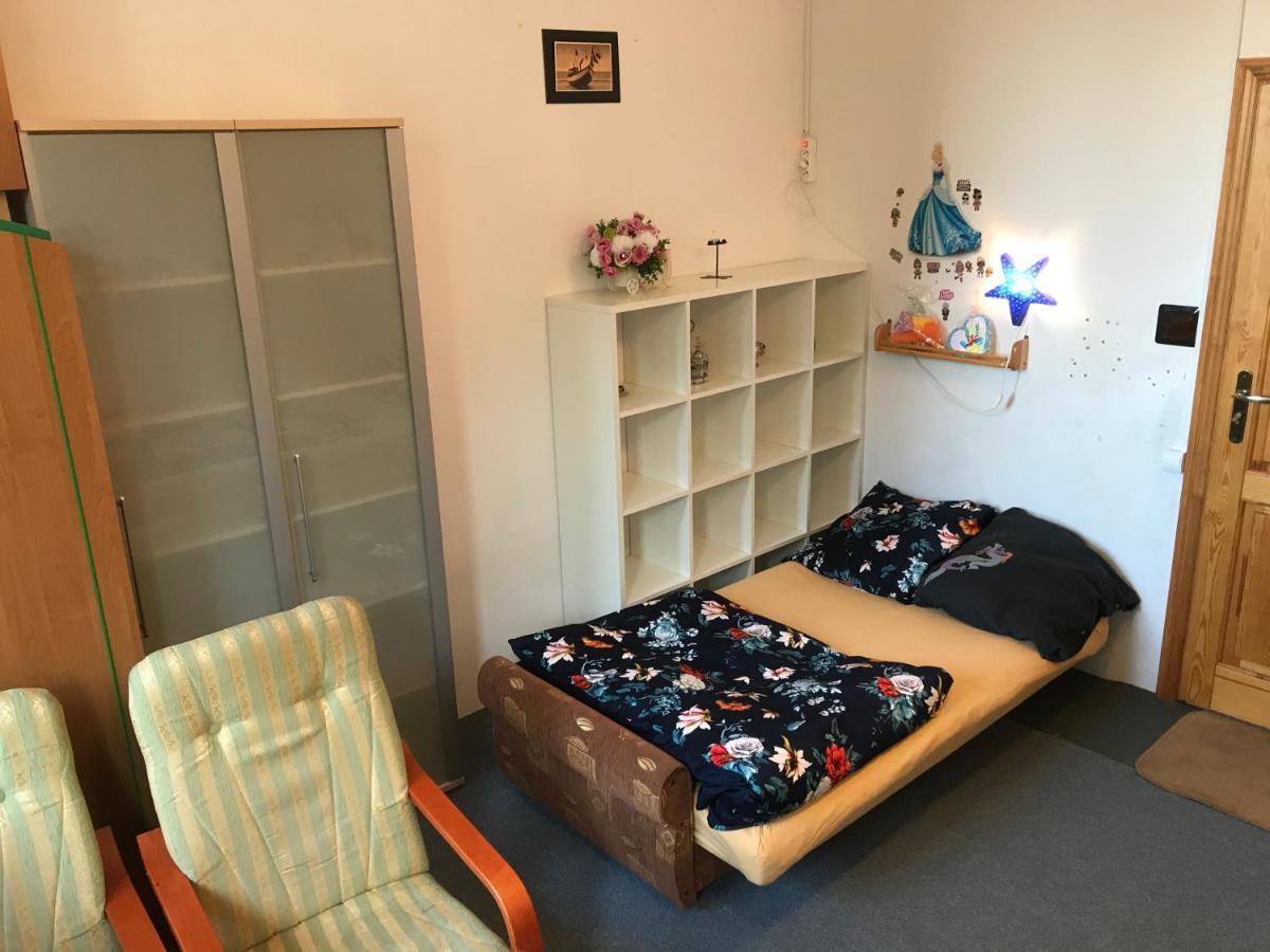 Willa Skoczek: Two-Room Apartment with Shared Bathrooms and Thermal Spa Access Zakopane Exterior photo