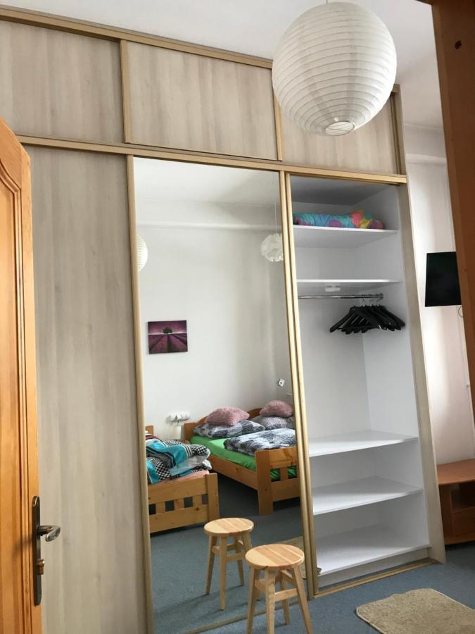 Willa Skoczek: Two-Room Apartment with Shared Bathrooms and Thermal Spa Access Zakopane Exterior photo